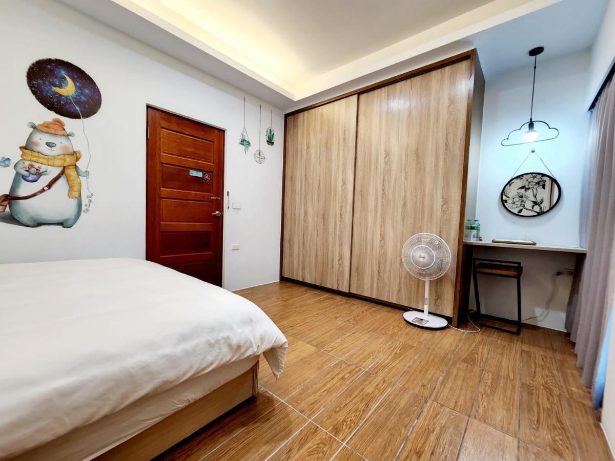 Tongxinyu Homestay 五結郷 エクステリア 写真