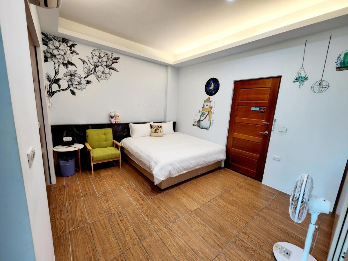 Tongxinyu Homestay 五結郷 エクステリア 写真